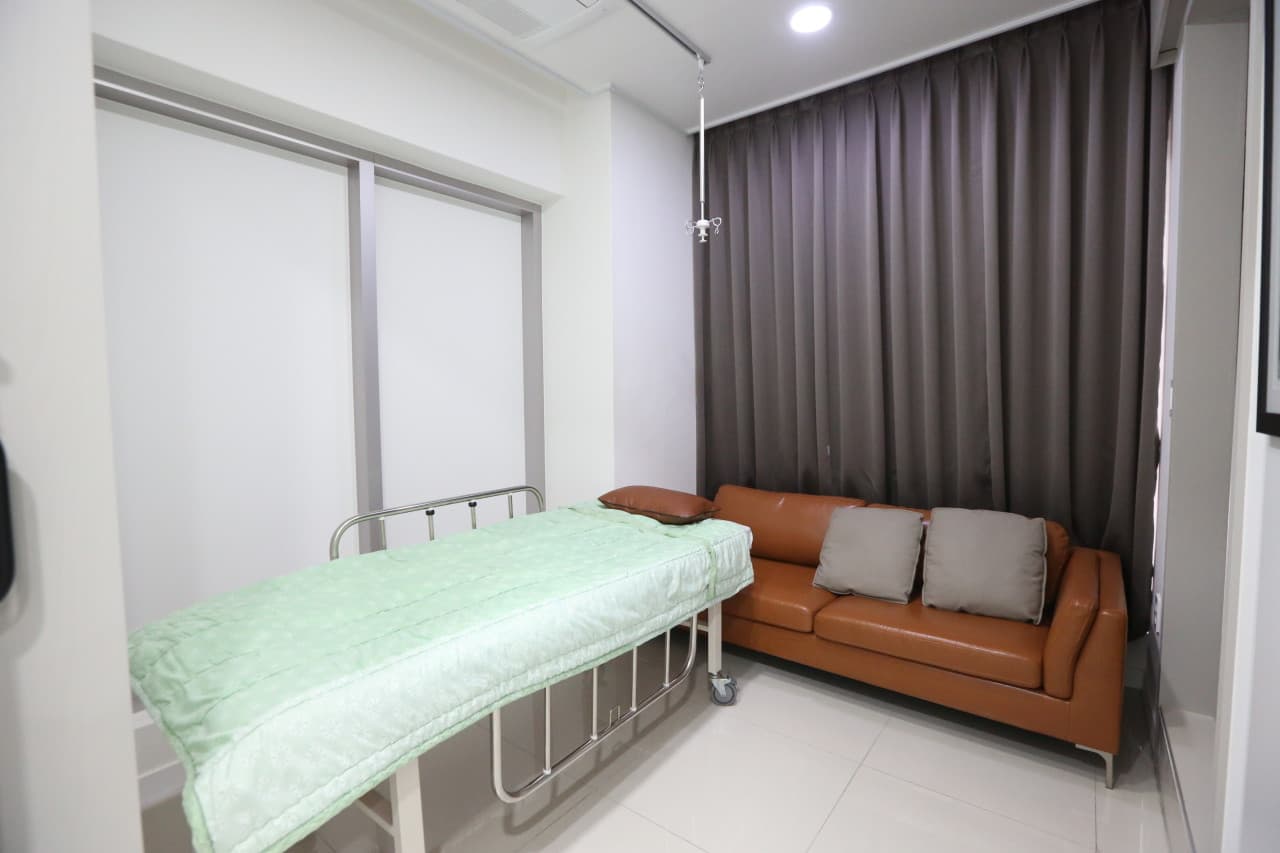 Grand Urology Clinic 2