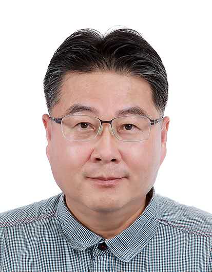 Hojong Lee
